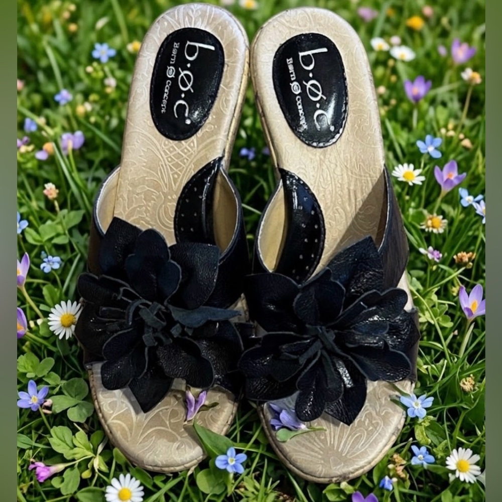 b.o.c. Black Floral Women's Sandals